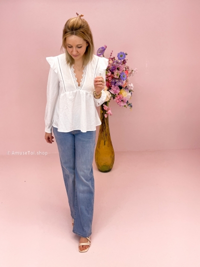 Elimbah blouse white