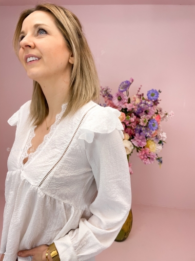 Elimbah blouse white