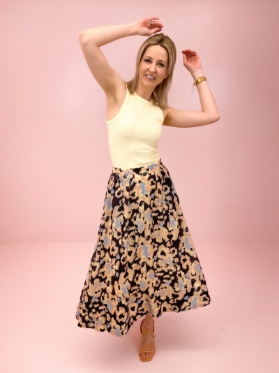 Ruth skirt deep well
