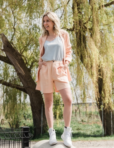 Cassi Laveta Blazer peach fuzz