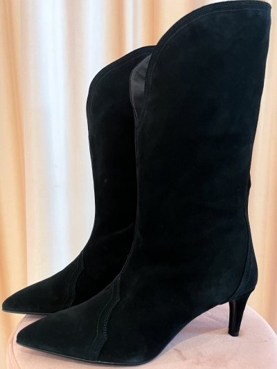 Western boot black