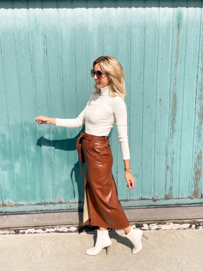 Vegan long slit skirt brown