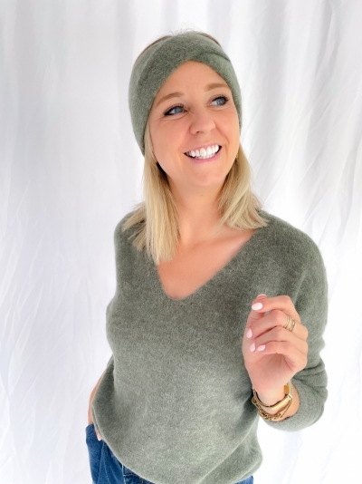 Femme Alpaca V Neck agave green
