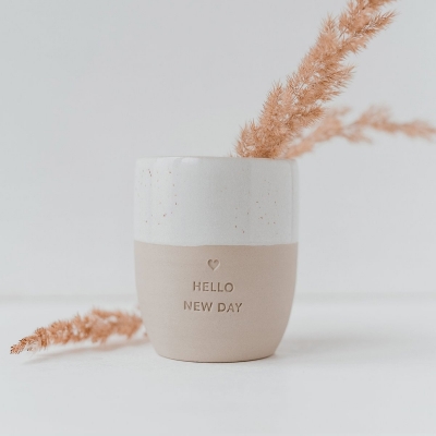Hello New Day coffee mug brown
