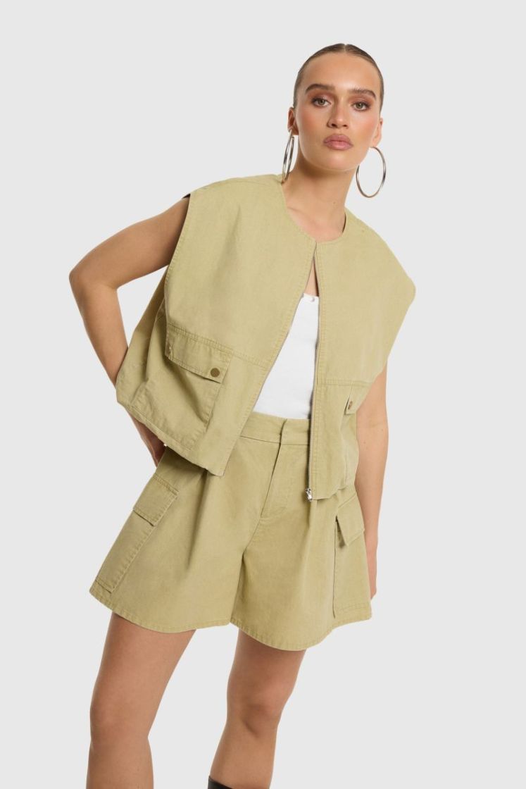Woven Cargo Shorts Uma sand