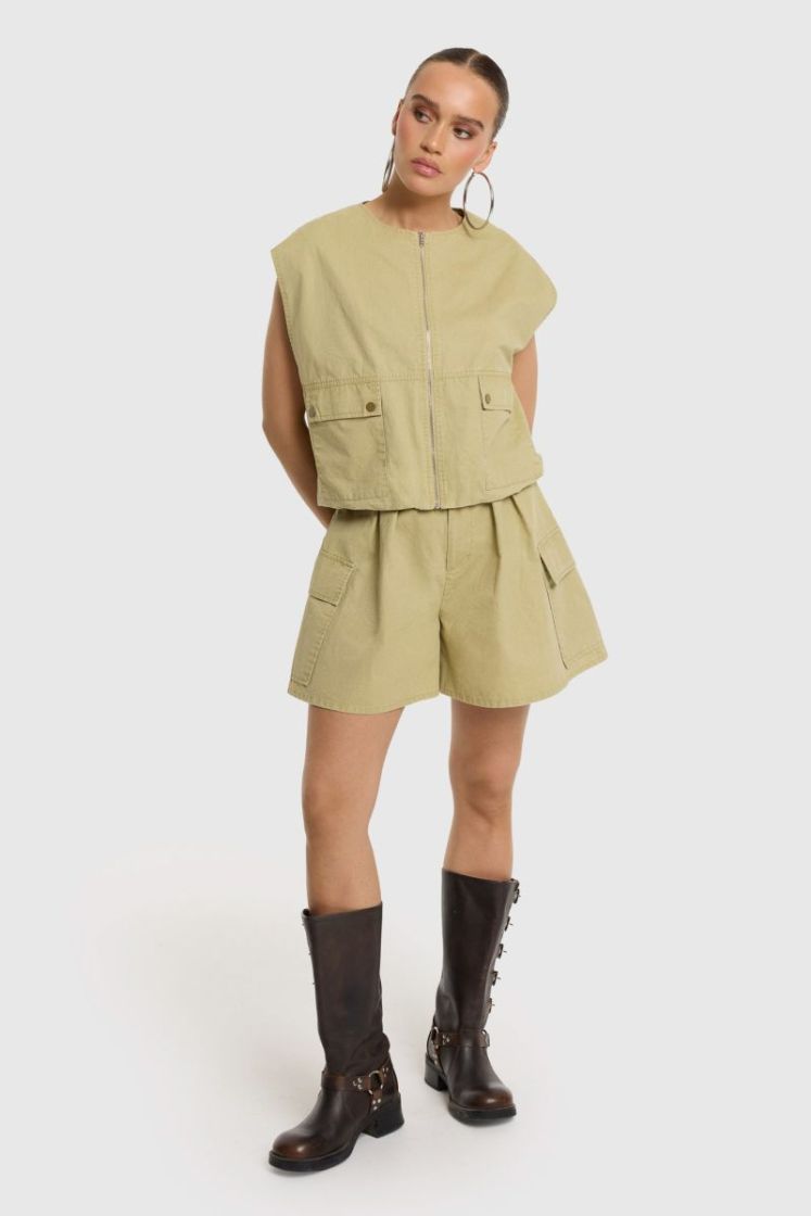 Woven Sleeveless Cargo Gilet N sand