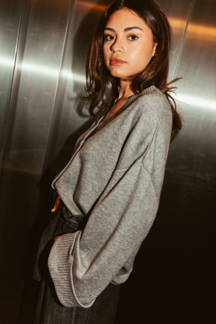 MILA grijs