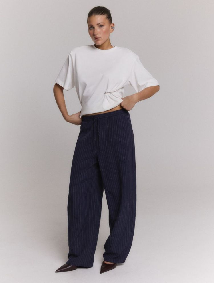 Jamie navy