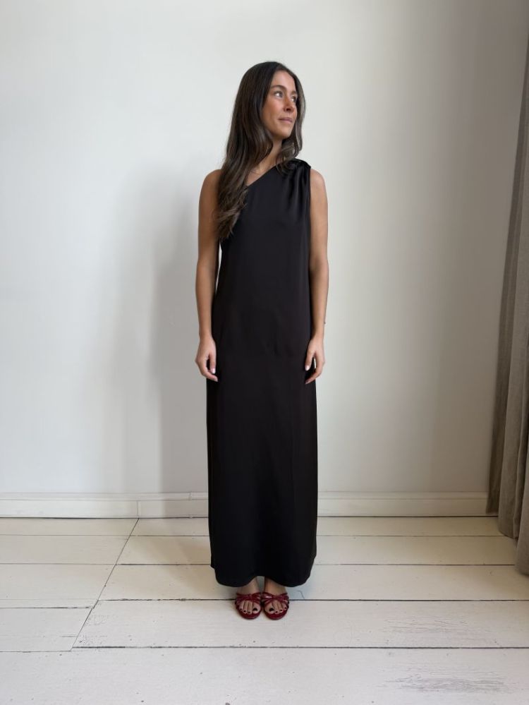 CARLA brown   